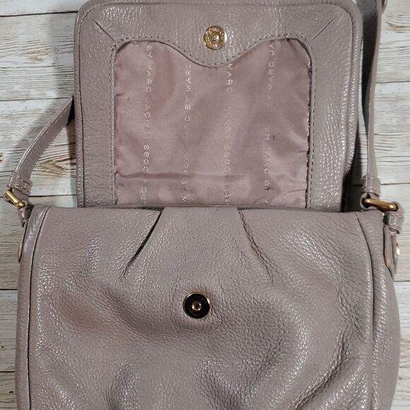 Marc By Marc Jacobs Classic‎ Q Isabelle Cement Leather Cross Body Bag Purse - Picture 5 of 10